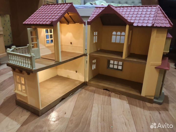 Sylvanian Families большой дом со светом