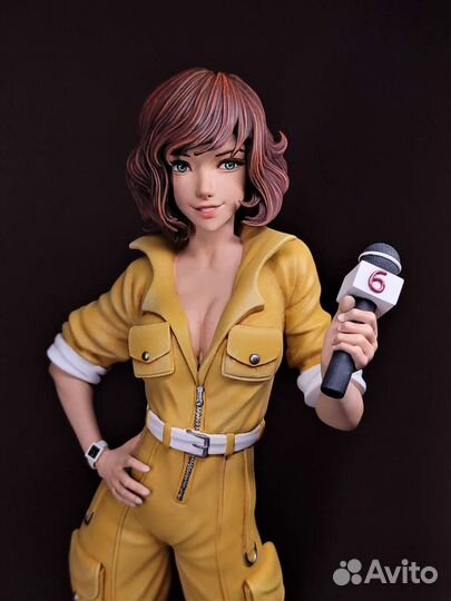 Эйприл О'Нил April O'Neil tmnt 28 см