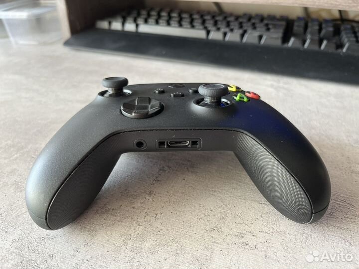 Геймпад xbox One