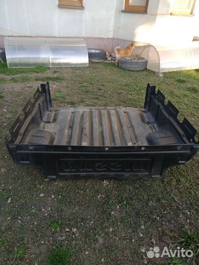 Вкладыш в грузовую платформу Ниссан Навара D-40