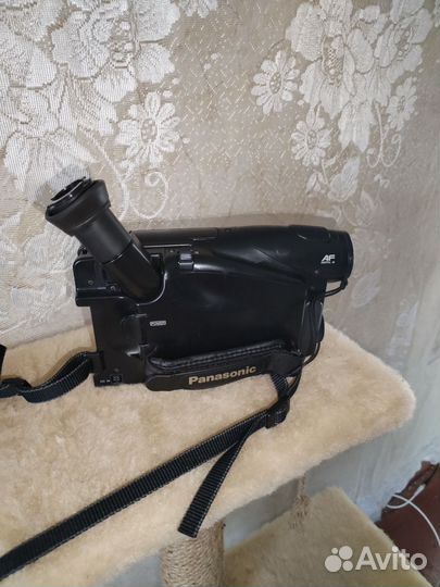 Видеокамера panasonic касетная на запчасти