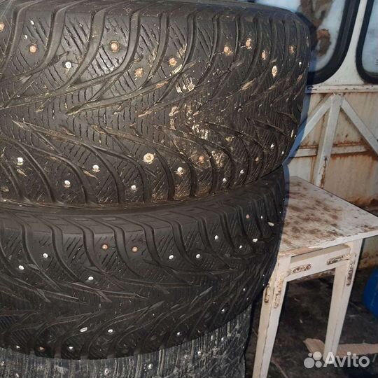 Nokian Tyres Hakkapeliitta 7 215/50