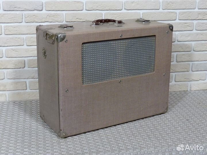 Grundig SE-6 rpla Ламповый радиоприемник