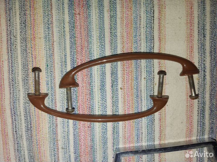 Мебельные ручки