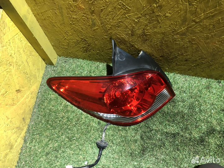 Задний левый фонарь Chevrolet Cruze хетчбек
