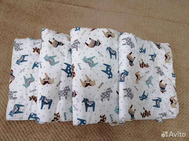 Бортики в детскую кроватку