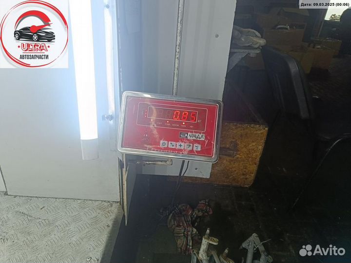 Двигатель стеклоочистителя заднего (моторчик дворников) б/у Mercedes W211 (E) 2118200342