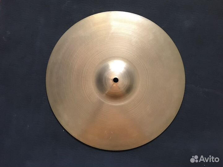 Zildjian Avedis 14” hi-hat