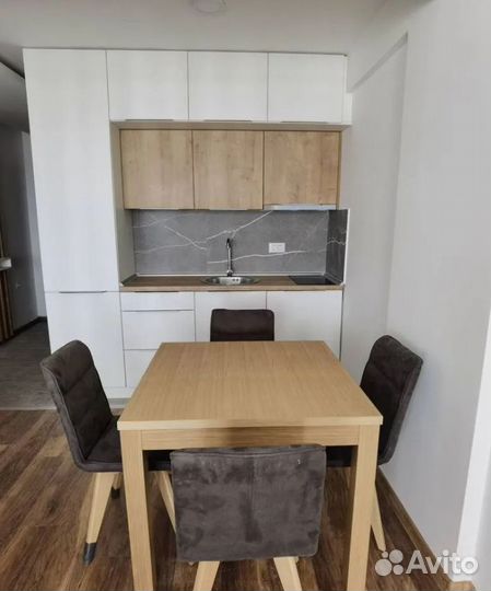 Кухонный гарнитур для маленькой кухни