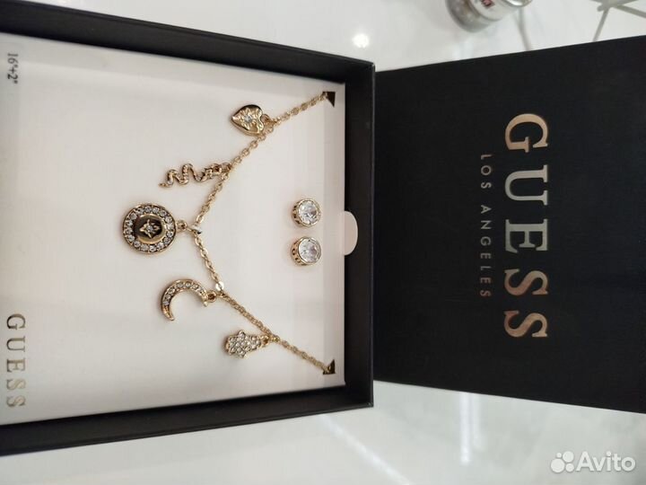 Комплект бижутерии Guess серьги и цепочка сток