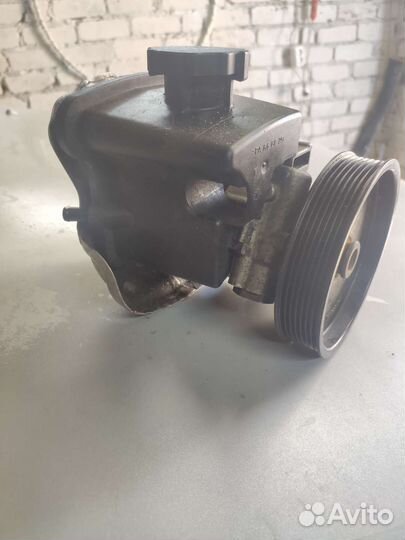 Насос гур Mercedes w203 c180