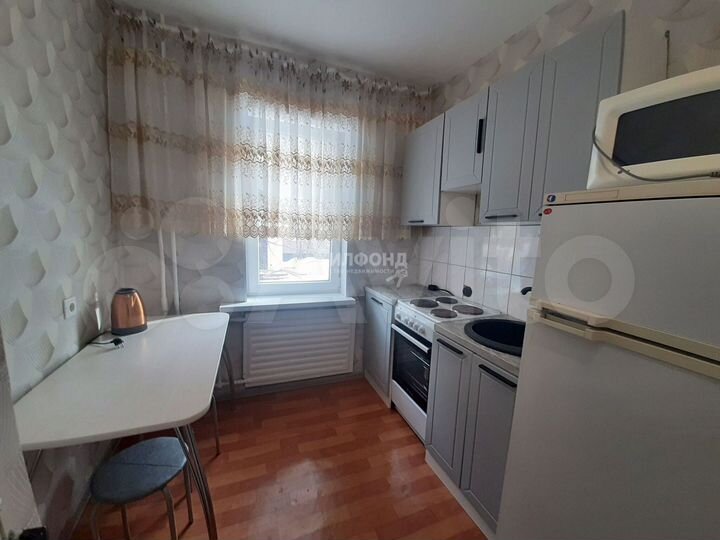 2-к. квартира, 37 м², 1/3 эт.