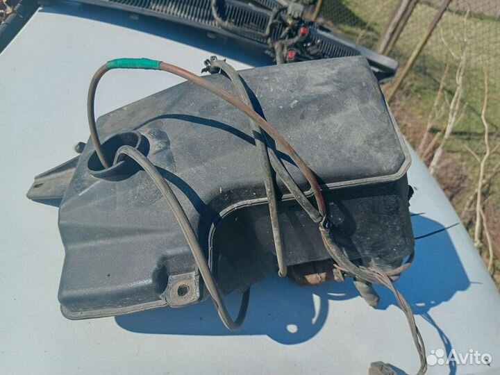 Бачок омывателя стекла Mazda 6gg мазда 6гг