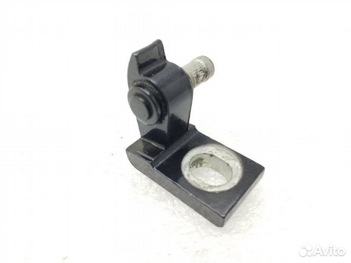 Петля двери задняя левая Volkswagen Tiguan 1 2.0