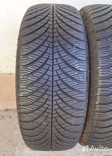 Goodyear Vector 4Seasons Gen-2 215/60 R17 96H