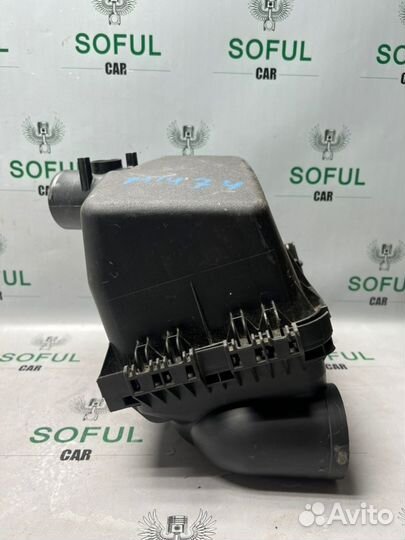 Корпус воздушного фильтра Toyota Auris 2013