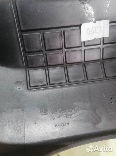 Кожух рулевой колонки для Chevrolet Cruze 2009