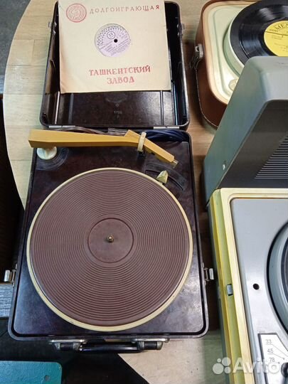 Виниловые проигрыватели винтаж