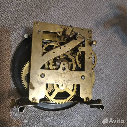 Часы старинные