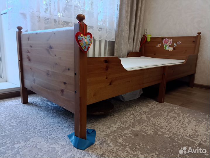 Детская кровать IKEA раздвижная Leksvik