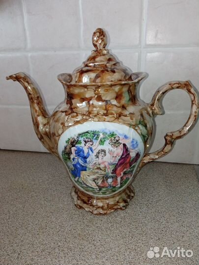 Тарелка, Чайник заварочный Мадонна торг