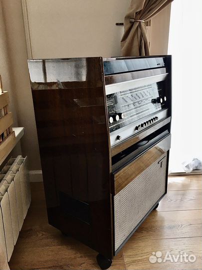 Ретро проигрыватель винила Романтика 105