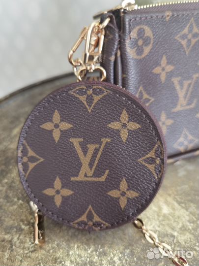 Сумки Louis Vuitton Multi Pochette