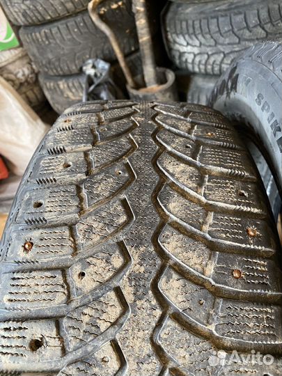 Bridgestone Blizzak Ice 215/60 R16