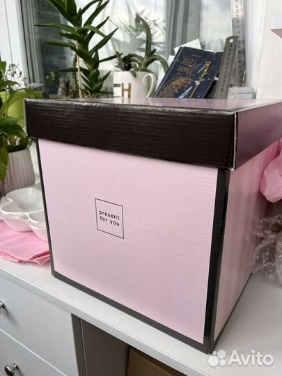 Коробка подарочная