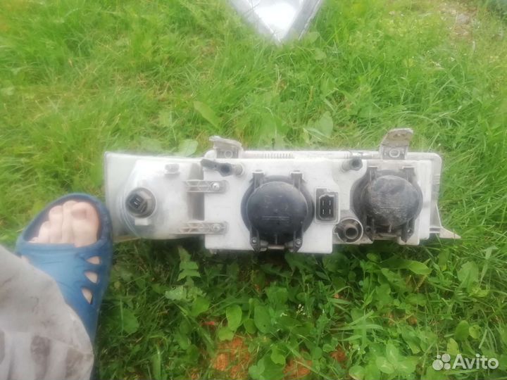 Передние фары ваз 2110