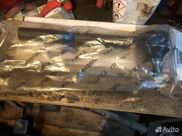 Рулевой наконечник новый Nissan