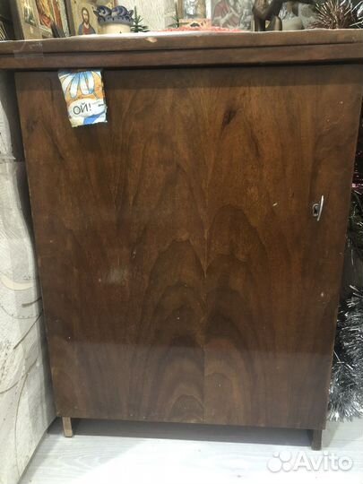 Швейная машина Veritas. машинка в столе