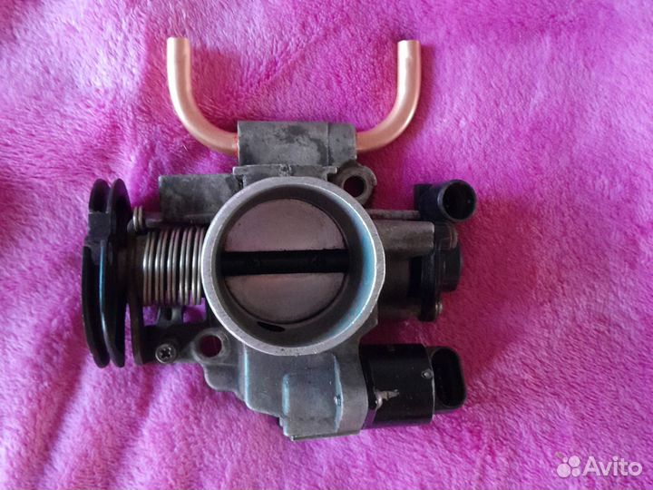 Тросельная заслонка