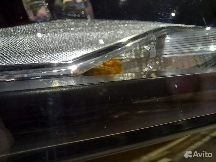 Фара правая Volkswagen Polo 5 V седан 10-20