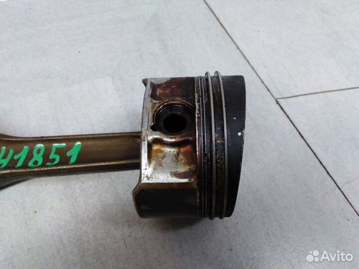 Поршень с шатуном