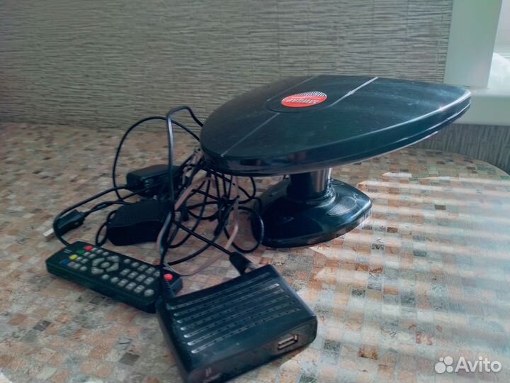 Комнатная телевизионная антенна