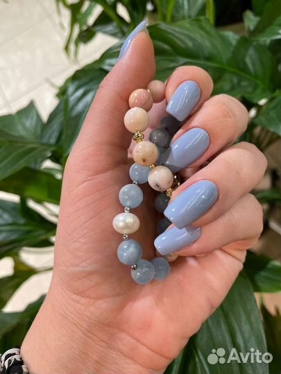 Маникюр и педикюр