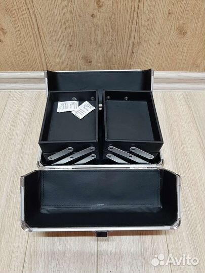 Бьюти кейс для косметики Mary Kay