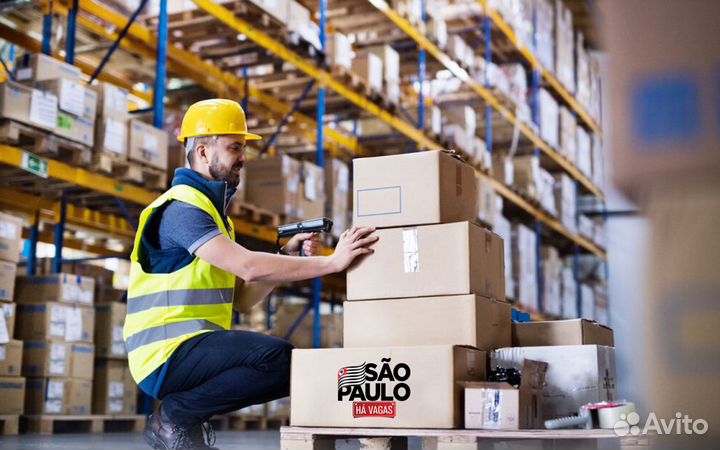 Комплектовщик(ца) вахта Москва склад