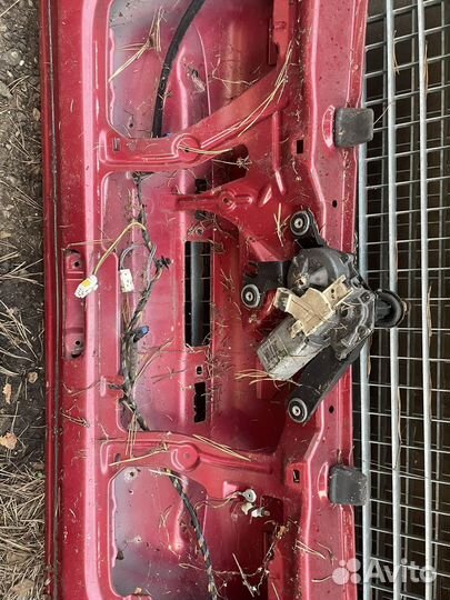 Задняя дверь багажника peugeot 206