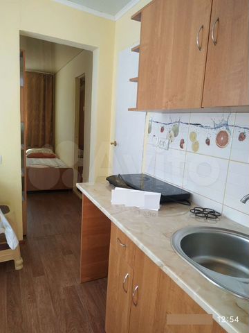 Комната 12 м² в 3-к., 2/2 эт.