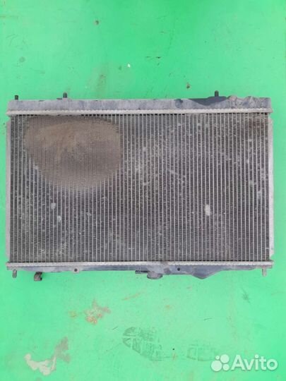 Радиатор охлаждения Mitsubishi Space Wagon