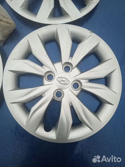 Колпаки r15 комплект Хюндай Солярис 2 с гайками