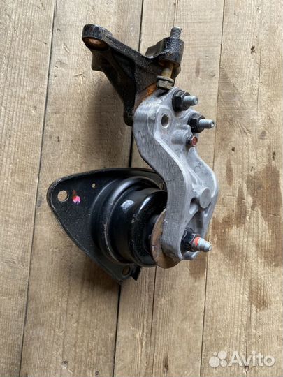 Опора двигателя Kia Ceed 1,6 MT G4FC 2006-2010