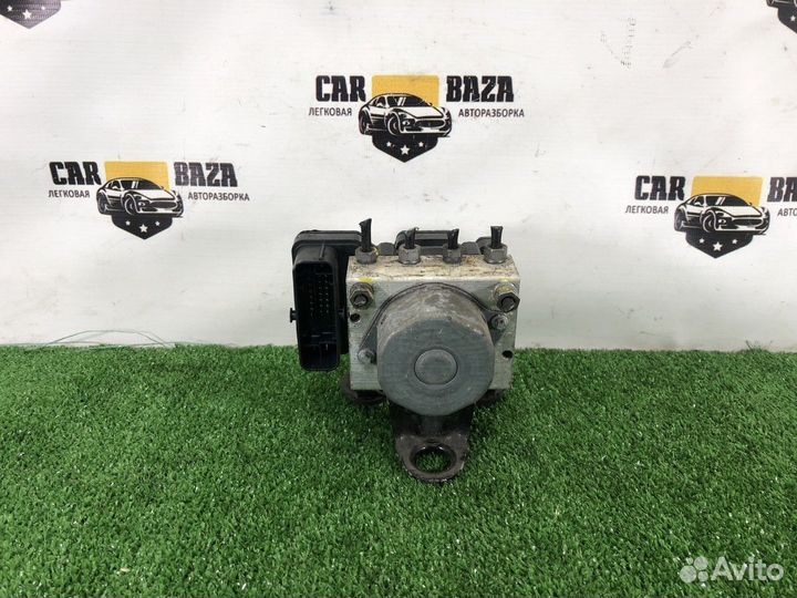 Блок ABS (насос) Skoda Fabia