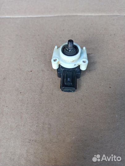 Датчик положения кузова Toyota, Lexus