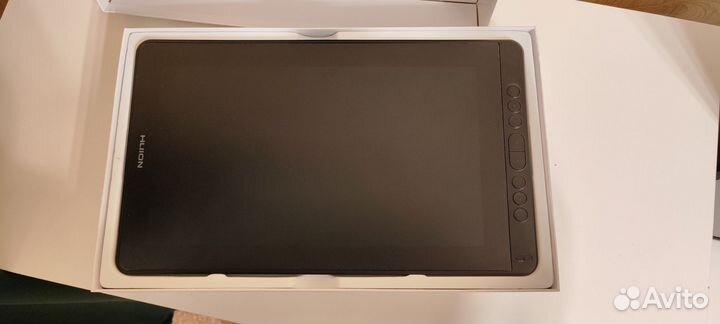 Графический планшет с экраном Huion kamvas 13