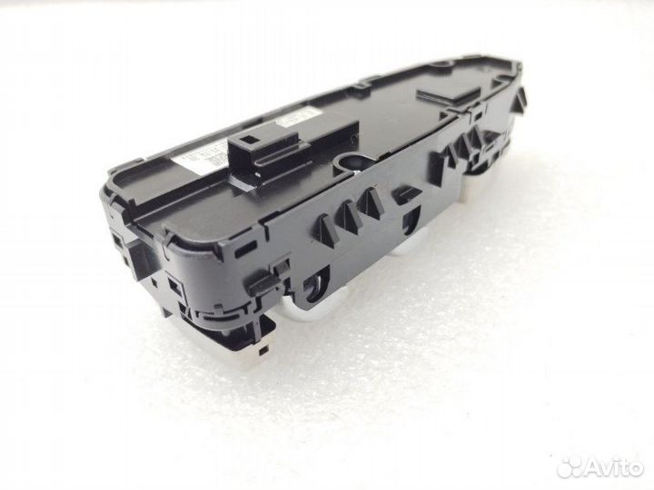 Блок управления стеклоподъемниками передний левый