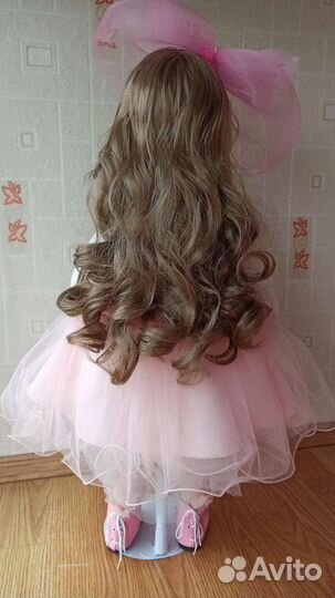 Кукла фарфоровая коллекционная