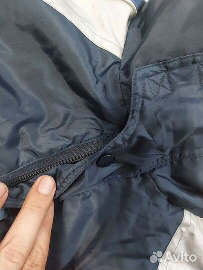 Горнолыжный комбинезон